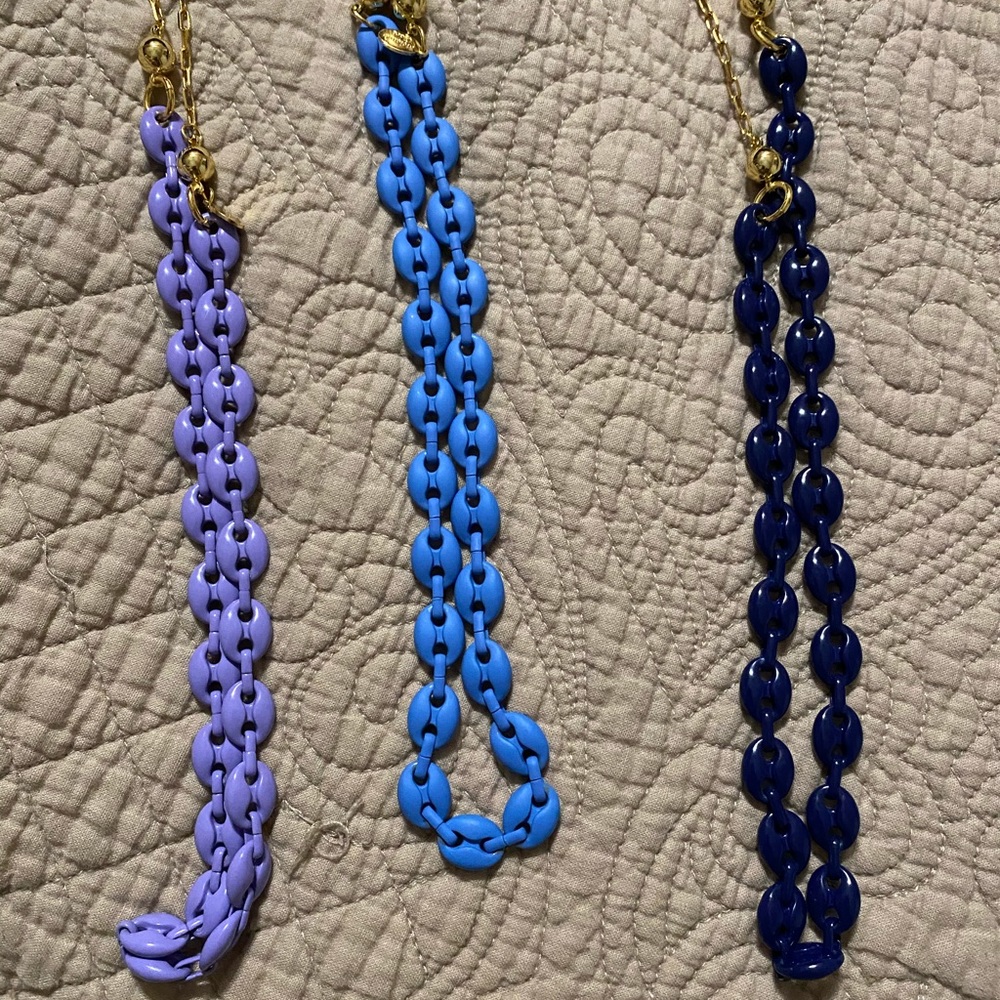 Melania Clara Navy alaia necklace